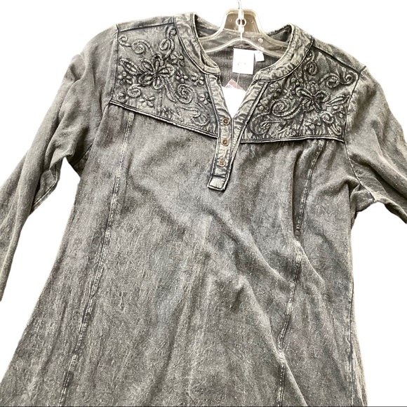 Long sleeve grey stonewashed tunic top - Picture 13 of 16